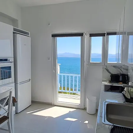 Dinas Apartamento *