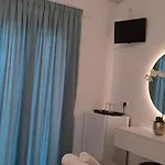 דירה Dinas