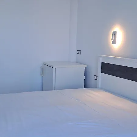 Dinas Διαμέρισμα