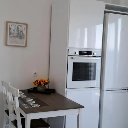 Dinas Piso Livadi