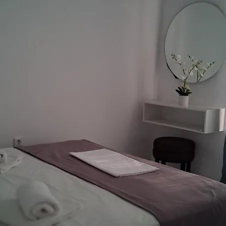 Dinas Piso Livadi
