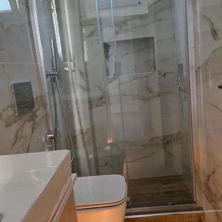 Dinas Appartement Piso Livadi
