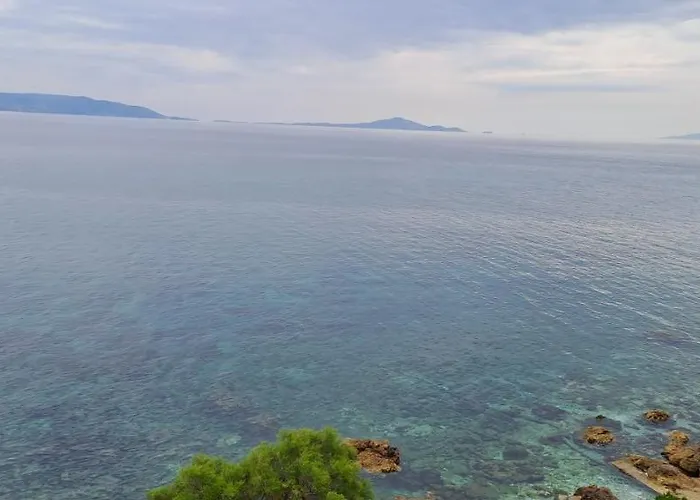 Dinas Daire Piso Livadi